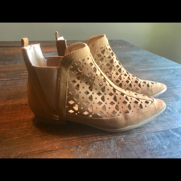 Plume BY FARYLROBIN Women’s Shoes - Picture 8 of 8